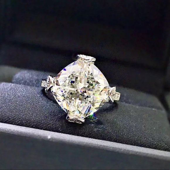 Neiman Marcus Jewelry - 4ct Princess Cut Ring